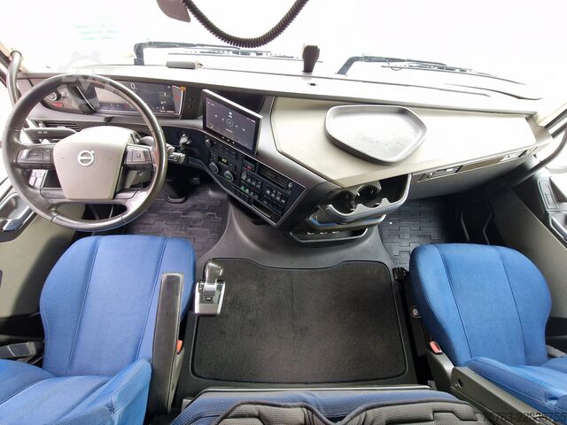 Standard-SZM Volvo FH 13.500 Globetrotter XL 6x2 - PTO/Hydraulic -...