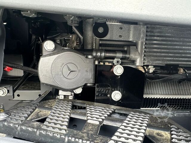 Standard-SZM Mercedes-Benz Arocs 4052 AS 6X6 HEAVY DUTY PRIME MOVERS NEW 4...