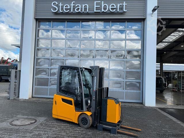 Heftruck Jungheinrich EFG 215 / Triplex: 4.25m! / SS / nur 3.092h!