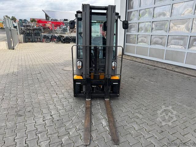 Heftruck Jungheinrich EFG 215 / Triplex: 4.25m! / SS / nur 716h!