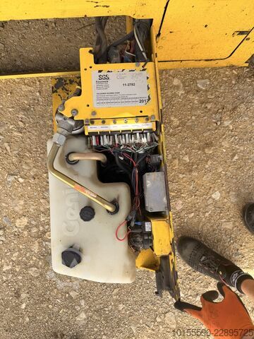 Ollós emelő Genie GS-2646 E-Drive