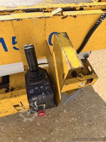 Ollós emelő Genie GS-2646 E-Drive