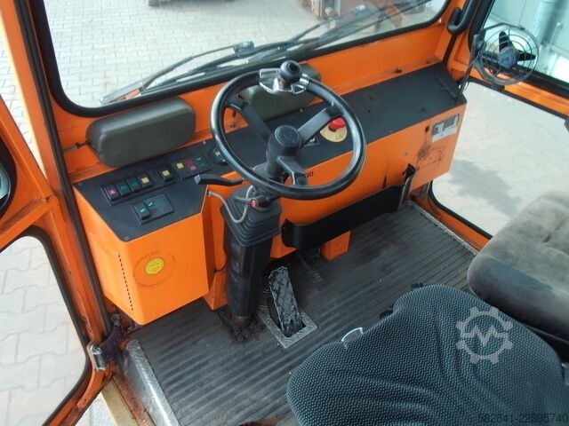 Tractor de remorcare VOLK EFZ40N