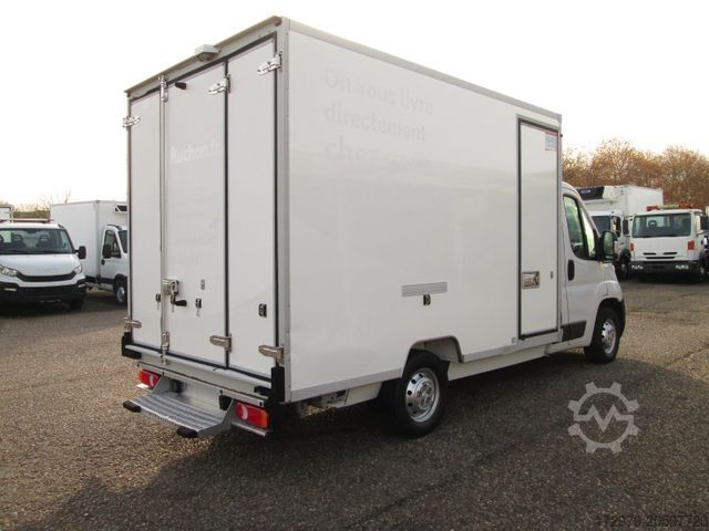 Furgon sa rashladnim sandukom FIAT Ducato 130*2x Thermo-KingTiefkühler*Euro6*Klima*