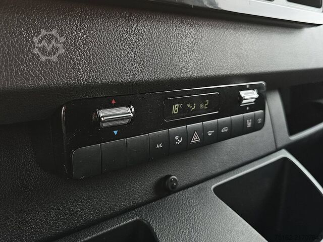 Stationvogn med højt tag MERCEDES-BENZ ESPRINTER 320 204 pk 81 Kwh