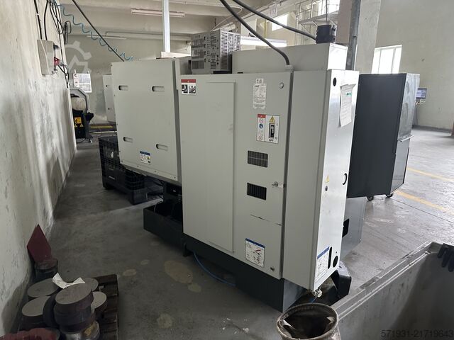 Centru de strunjire și frezare CNC HAAS ST-15