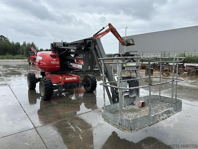 Knikarmhoogwerker Manitou 160ATJ   E3