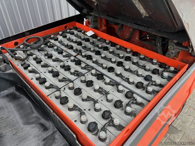 Stivuitor electric cu 4 roți Linde E20H-01/600