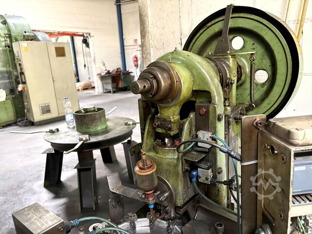 Excenterpers inclusief toevoerkom BERRENBERG EPT