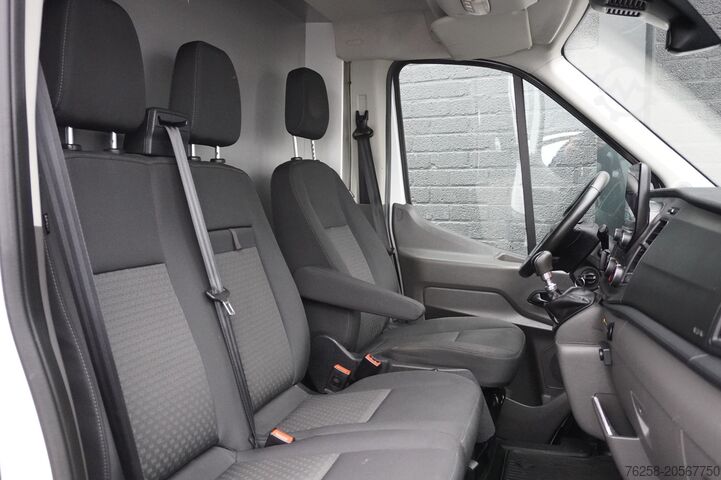 Skříňová dodávka Ford Transit 2.0 TDCI 130PK L2H2 EURO 6 - Airco - Cr...