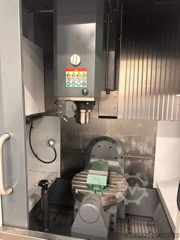 Függőleges megmunkálóközpont HAAS UMC-750