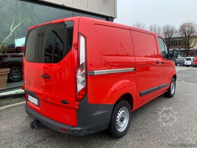 Bestelwagen Ford Custom 270 Van L1 H1 -