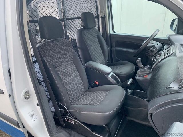 Bestelwagen Renault Kangoo Van con Giraffone