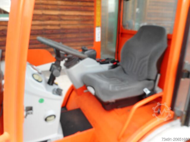 Kolový nakladač KRAMER 348-01 / 5035 ( 2.250 KG )