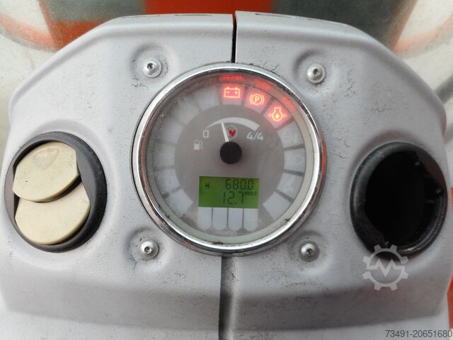 Kolový nakladač KRAMER 348-01 / 5035 ( 2.250 KG )