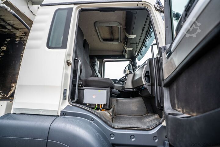 Vozidlo pro svoz odpadu MAN TGS 26.320 BL - VDK PUSHER IIK