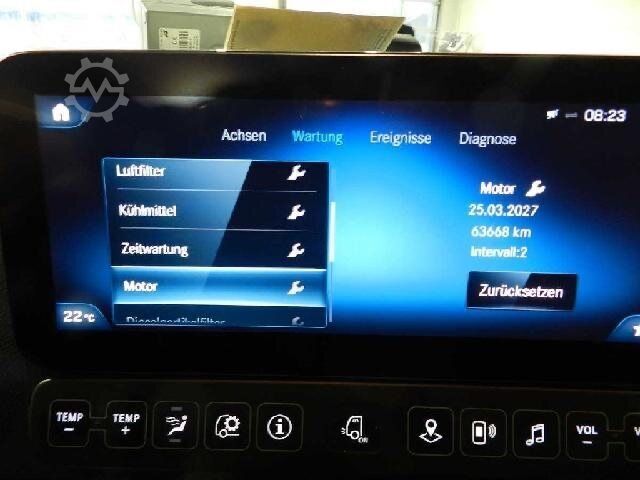 Skåpbil MERCEDES-BENZ 1824 L Koffer 7.2 Seitentür  LBW 2t Kamera