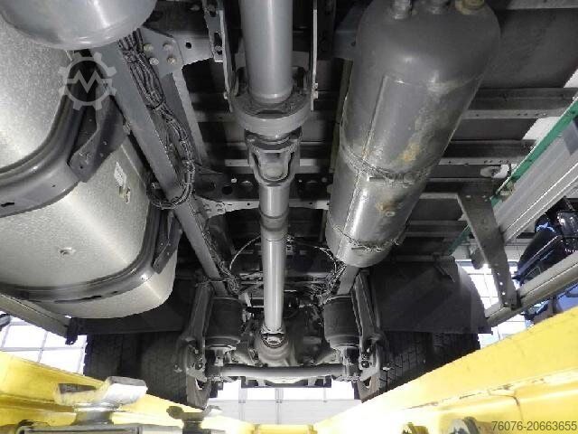 Skåpbil MERCEDES-BENZ 1824 L Koffer 7.2 Seitentür  LBW 2t Kamera