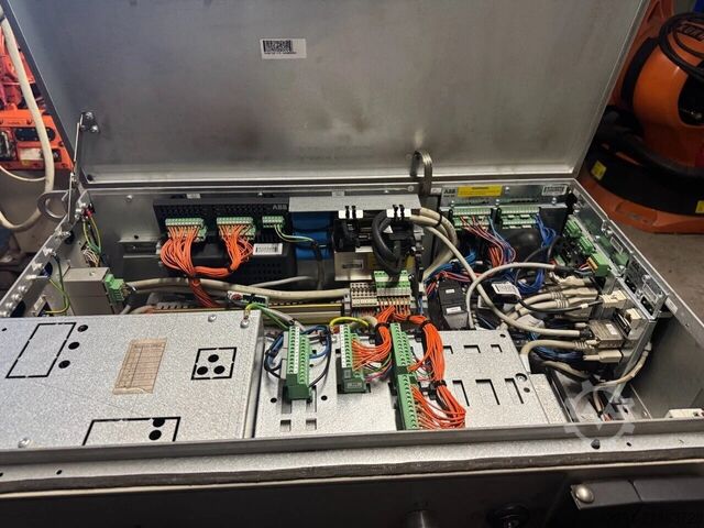 Industrirobot ABB Robotics IRB 2400L S4C+ M2000