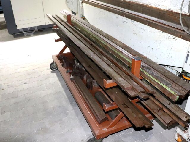 Folding machine Kottmann Schwenkbiegemaschine