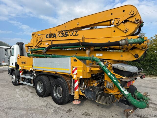 Autopompa per calcestruzzo Astra HD8 64.41-80