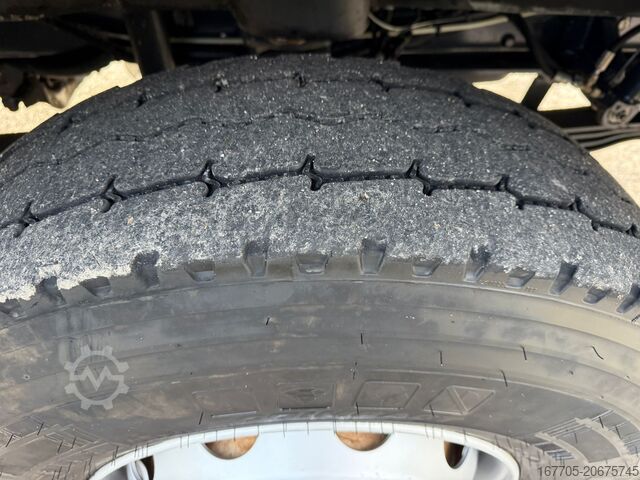 Autopompa per calcestruzzo Astra HD8 64.41-80