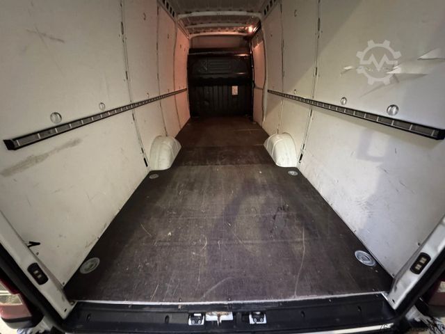 Furgoneta IVECO Daily 35S16 Kastenwagen *Klima.*Ahk*