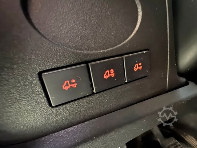 Transportador con plataforma y toldo IVECO Daily 72C18 Pritsche Plane *Ahk*Kamera*Navi*