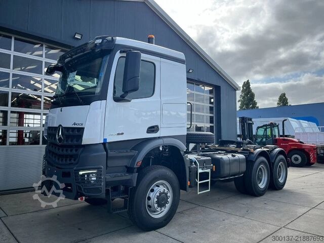 Carga pesada Mercedes-Benz Arocs 4058 AS 6x6 Tractor Head 180T Push Pull E...