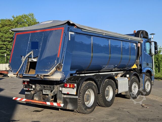 Wywrotka Mercedes-Benz Arocs 3251