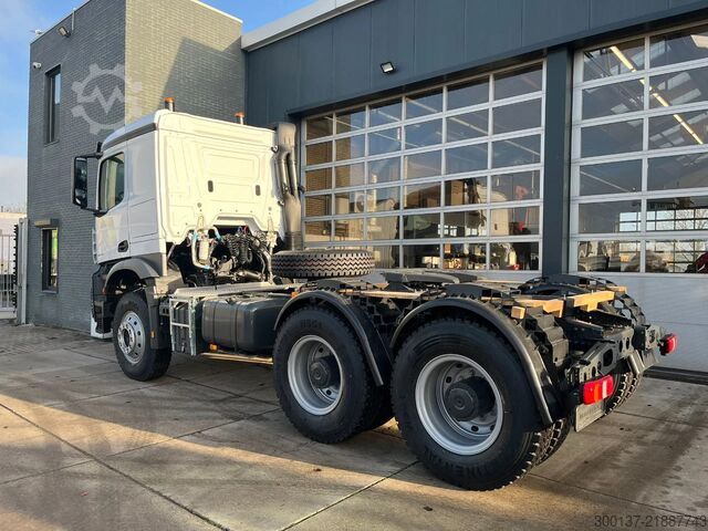 Padrão-SZM Mercedes-Benz Actros 4048 S 6x4 Tractor Head
