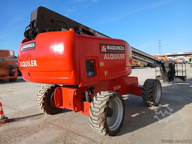 Telescopic boom lift Genie S65