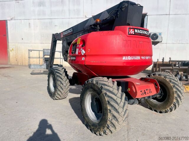 Knikarmhoogwerker Manitou 200ATJ