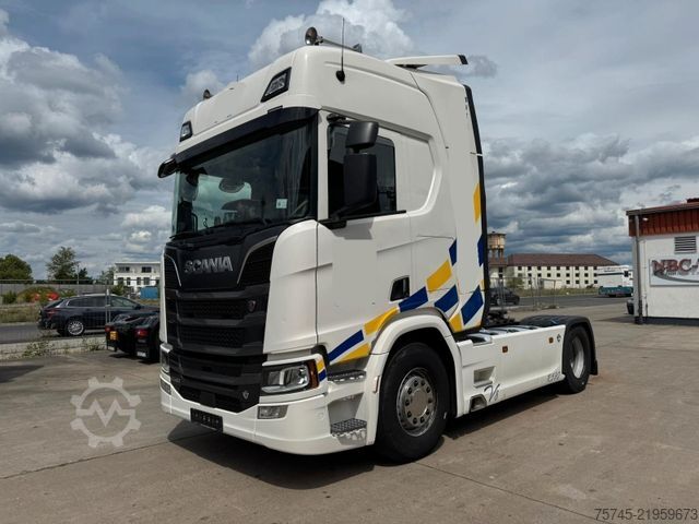 Standard nyergesvontató SCANIA R 590 * RETARDER * STANDKLIMA*SCHECKHEFT* 1 HAND
