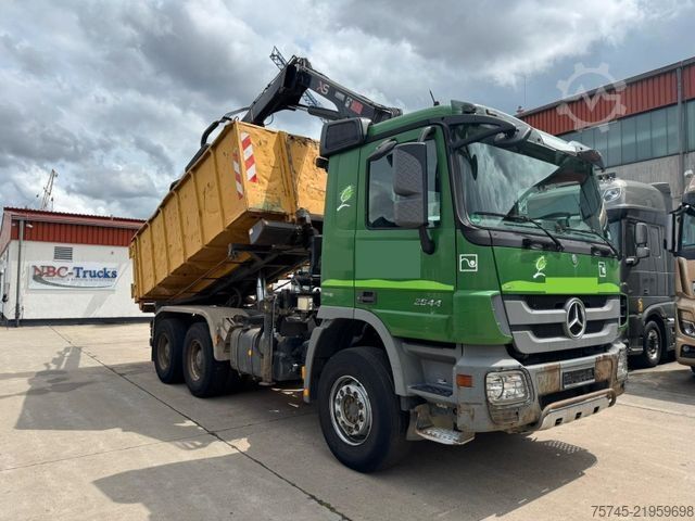 Kroghejselastbil MERCEDES-BENZ ACTROS 2644 * 6 X 4 * HIAB KRAN 10 M * B&B *EPS