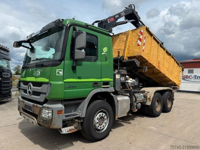 Kroghejselastbil MERCEDES-BENZ ACTROS 2644 * 6 X 4 * HIAB KRAN 10 M * B&B *EPS