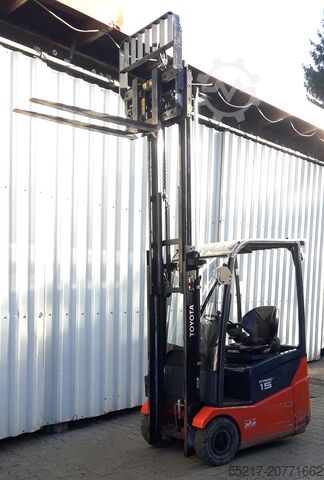 Forklift ID No.: 14599 Toyota 7FBEST 15
