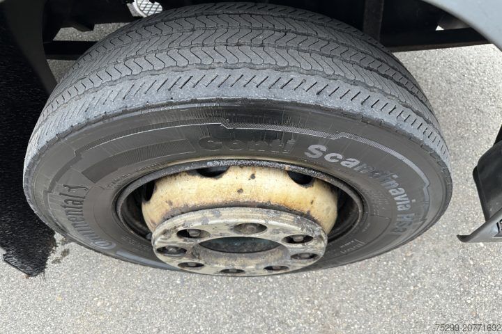 Flatbed truck with tarp Volvo FLL-280 4x2R Plane / HB / Swiss-Vehicle