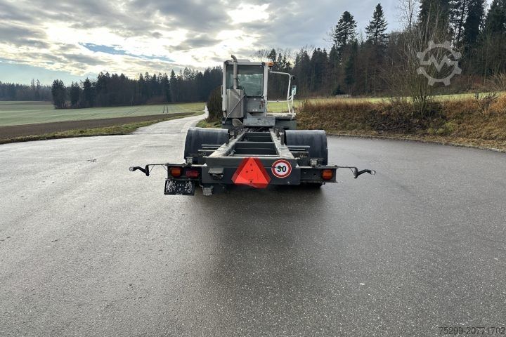 Chassi de caminhão YT222 4x2 Chassis-Kabine / Swiss-Vehicle