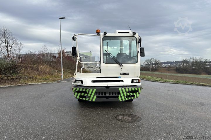 Chassi de caminhão  YT222 4x2 Chassis-Kabine / Swiss-Vehicle