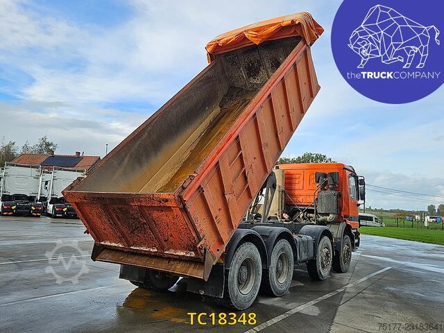  Mercedes-Benz Actros 3235