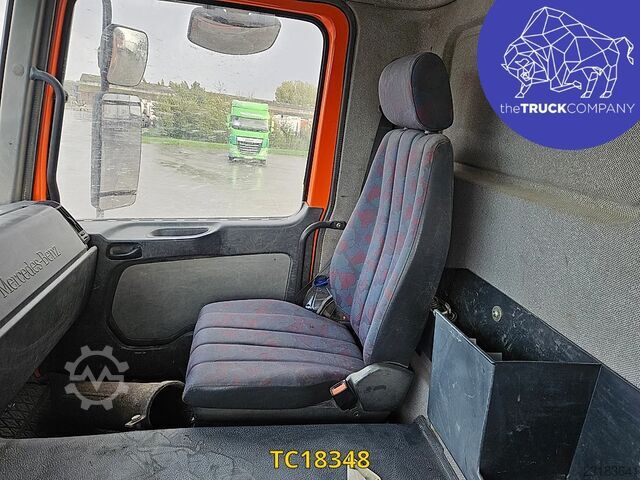  Mercedes-Benz Actros 3235