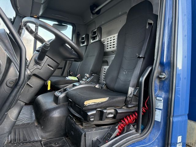 Autocarro con cassone IVECO Eurocargo 160E25/P Koffer LBW 1500Kg,Euro6C