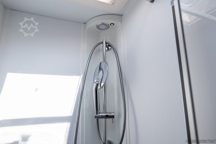 ADRIA MATRIX 670 SL - 60 ÉV FÉLIG INTEGRAL ÚJ ADRIA MATRIX 670 SL - 60Y