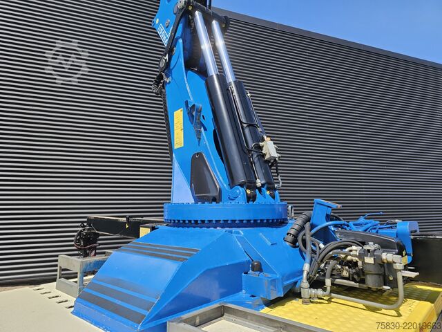 Rakodóplatform Scania S580 V8 / 8x4 / FASSI 115 t/m CRANE / RETARDER
