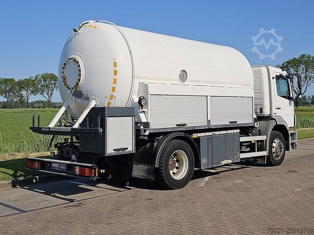 Camion-citerne MERCEDES-BENZ AXOR 1829 LPG,PROPAAN,BUTAN