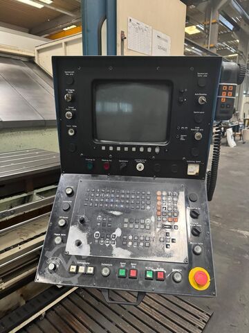 CNC - verticale bewerkingscentrum AXA VSC-3-3000-M