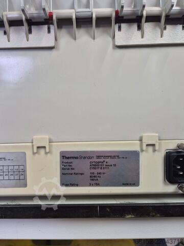 Centrifuga Thermo Scientific Cytospin 4 Thermo Scientific Cytospin 4