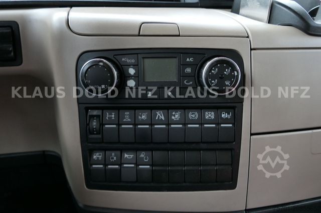 Refrigerated truck MAN TGS 18.420 Kühlkoffer Fahrschulfahrzeug Retarder