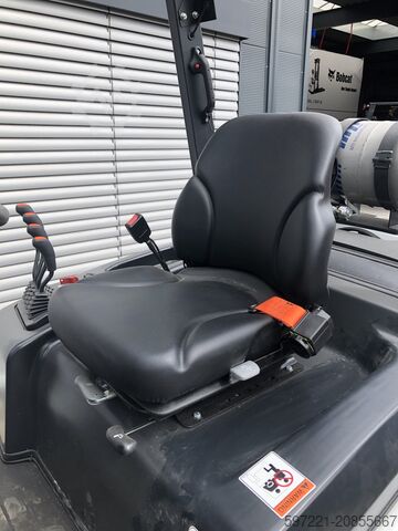 Carrelli elevatori a GPL Bobcat G30 NXP